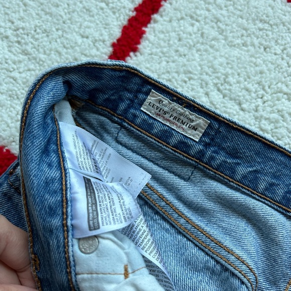 Vintage Levi's 501 Straight Leg Jeans - Picture 8 of 11